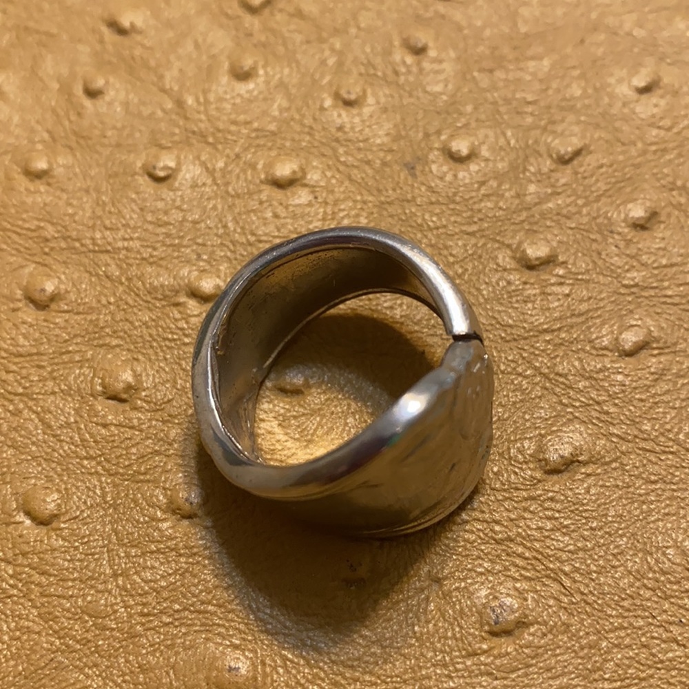Repurposed spoon ring - Picture 3 of 5